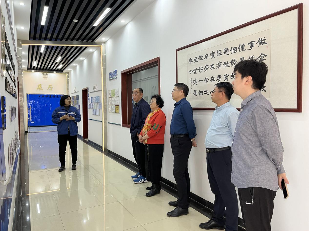 ���u�Ƽ���W(xu��)�����ںτ�(chu��ng)�°l(f��)չ�������ΌO��܊һ���W�R������˾���콻��